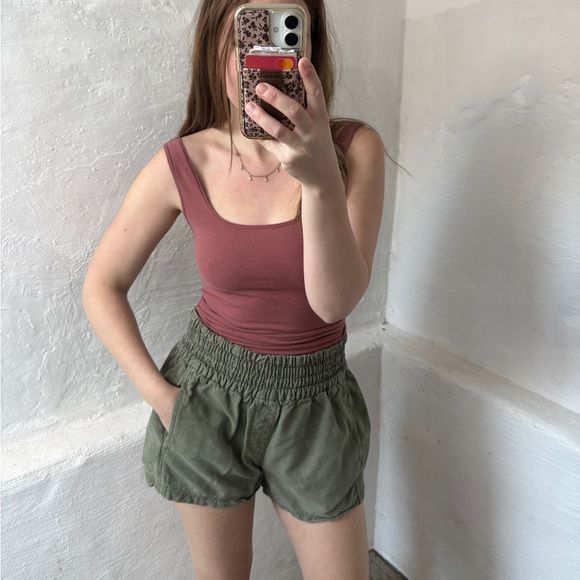 Aerie Babewatch High Waist Pull On Olive Women's Shorts - Picture 9 of 9